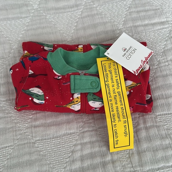 Hanna Andersson Footed Sleeper - Picture 6 of 6